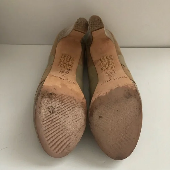 White House black market peep toe heel shoe size 7.5 - 8 women’s tan. - Picture 5 of 6